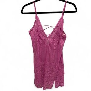 Y2K Victoria’s Secret Pink Patterned Lace Lingerie Slip w/adjustable straps L